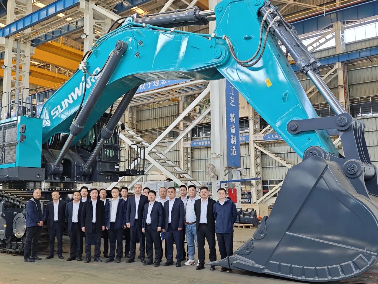 强强联手！恒峰g22智能与湖南楚湘建工集团告竣共建矿山生产建设立异联合体共识